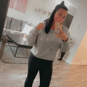 Meet your Posher, Tamara